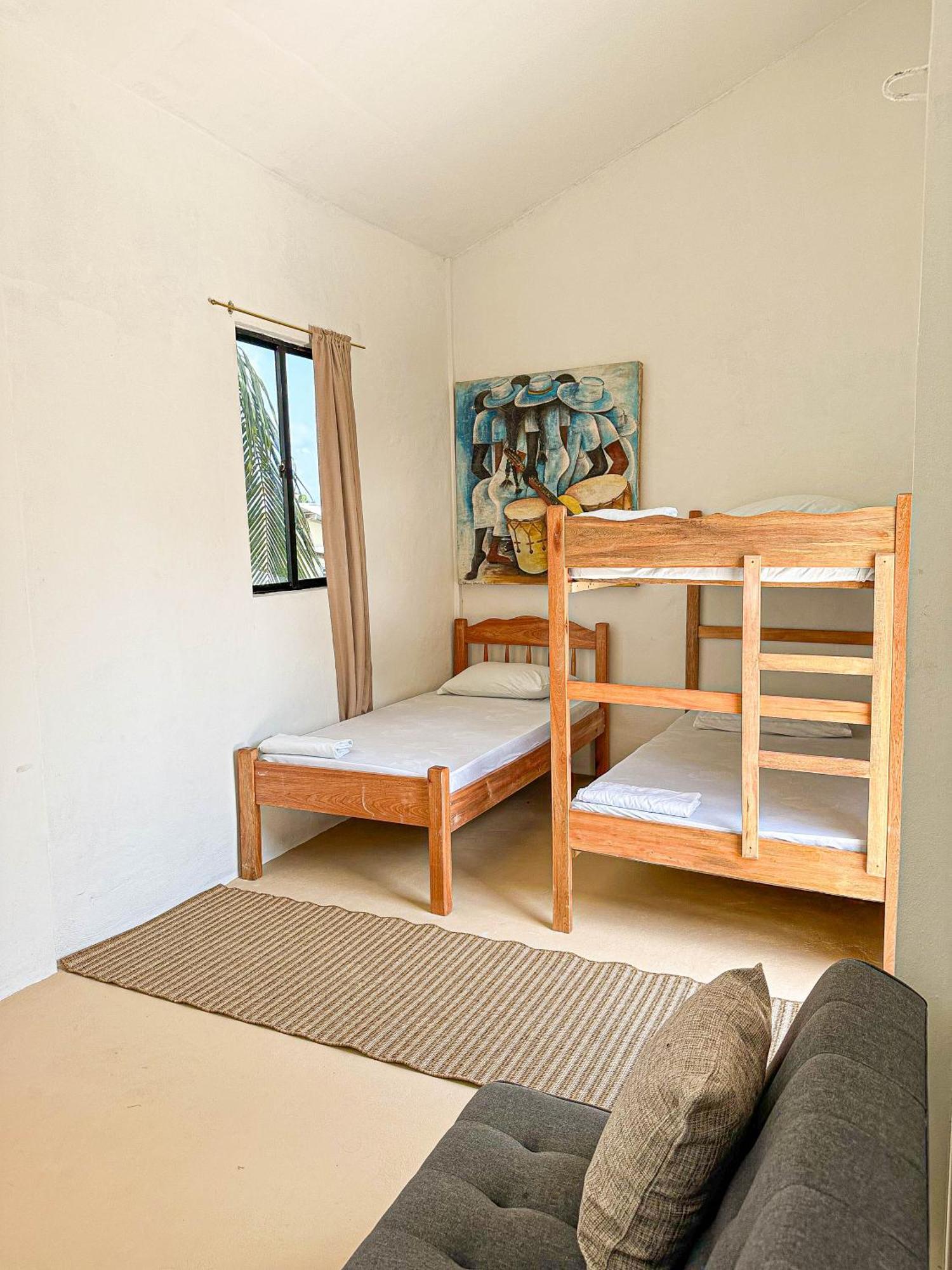 Bella'S Backpackers Hostel Cayo Caulker Habitación foto